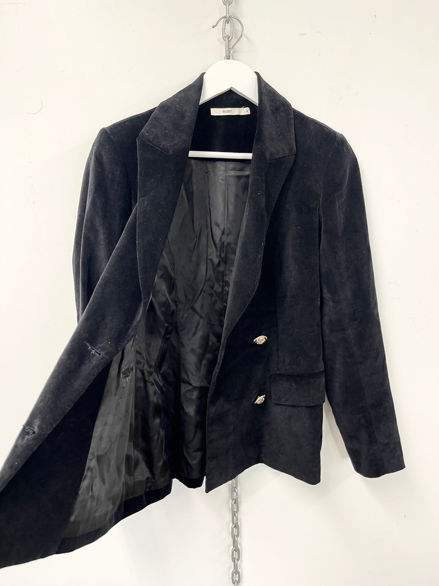 RUBY | Black Velvet Blazer