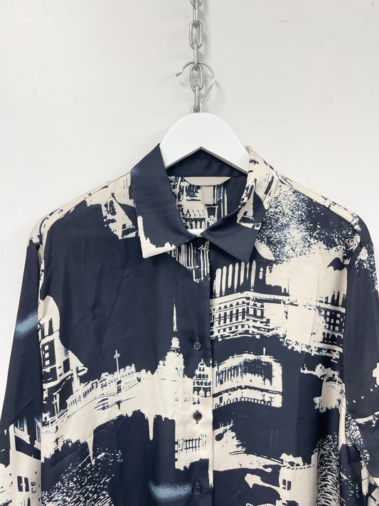 H&M|City Print Shirt