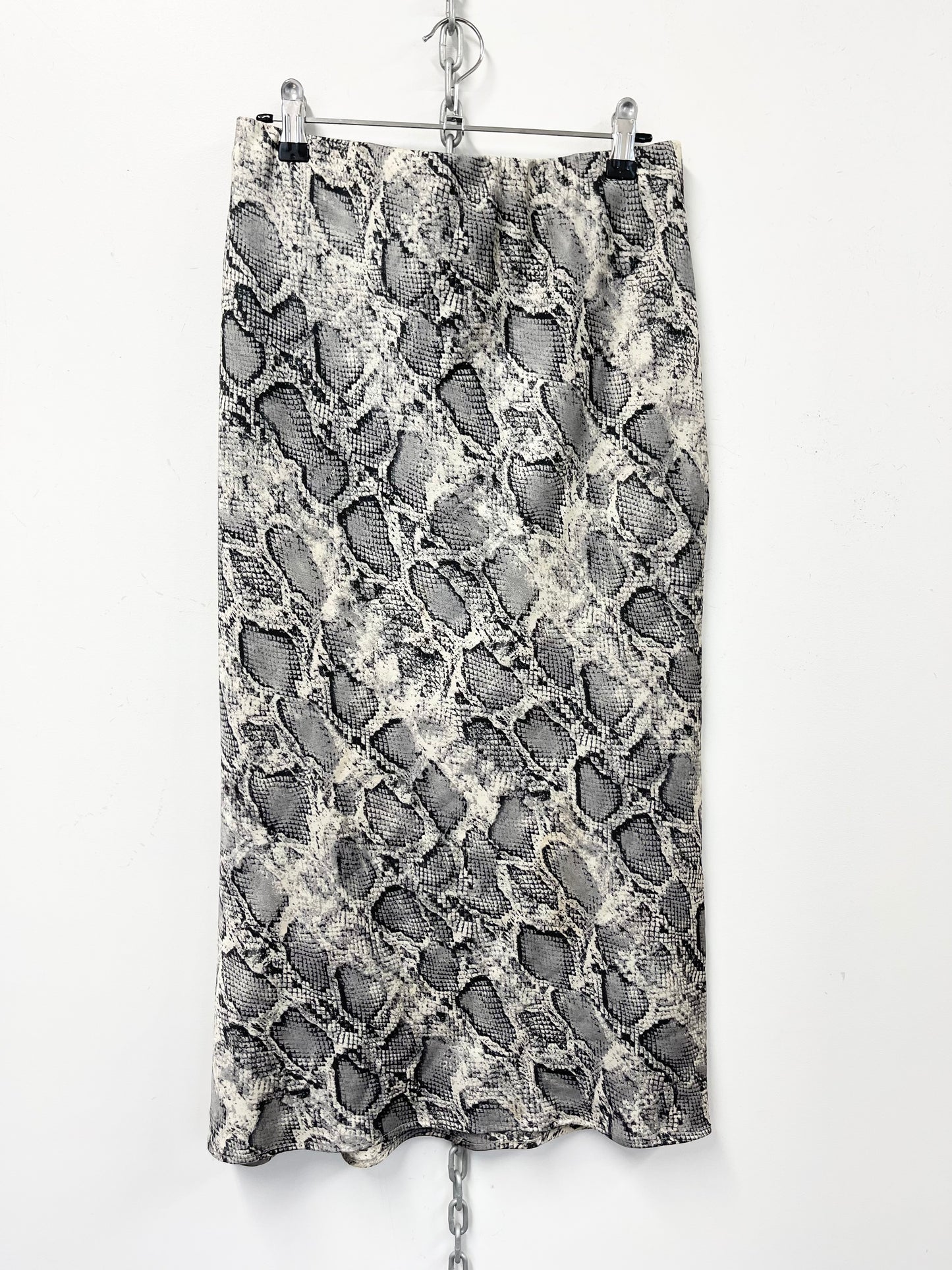 MOOCHI | Snakeskin Satin Skirt