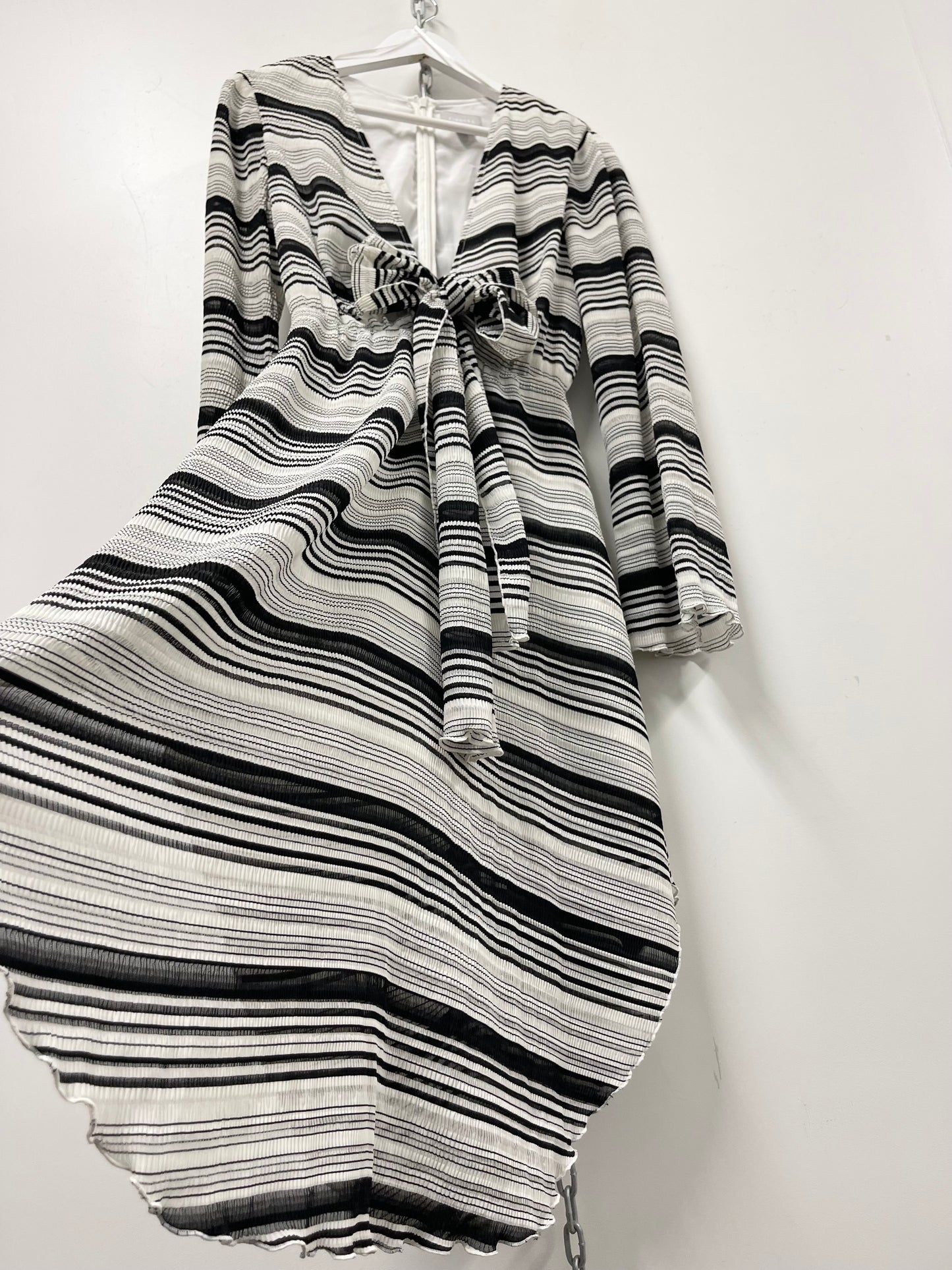 FINDERS KEEPERS| Pierre Striped Dress