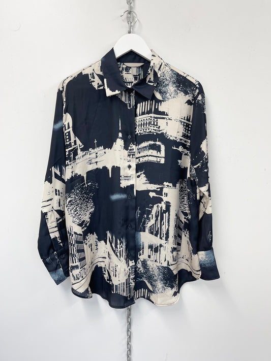 H&M|City Print Shirt