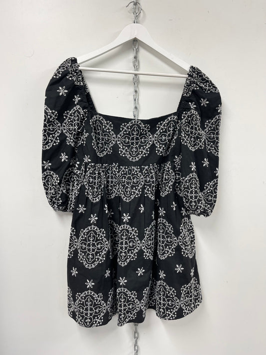 ZARA Broderie Puff Sleeve Dress