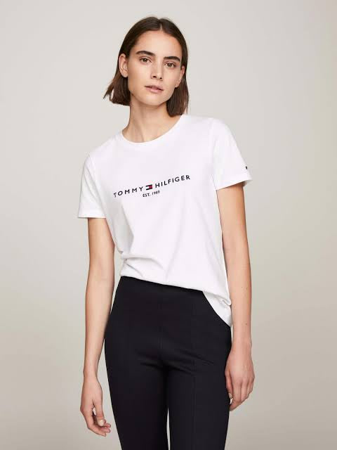 TOMMY HILFIGER | Essential Crew Neck Logo T Shirt